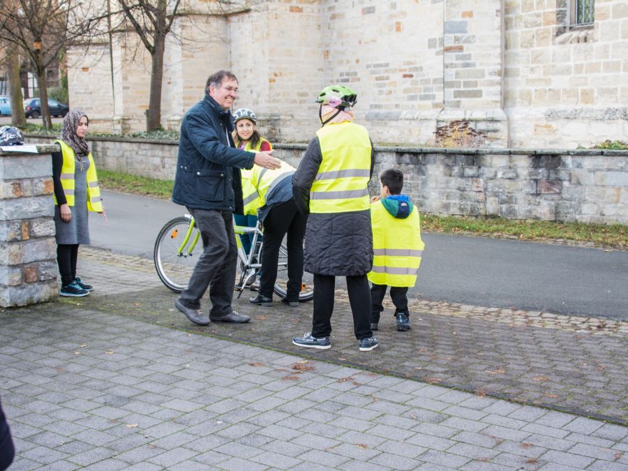 Fahrradtraining für geflüchtete Frauen © Amt für Presse- und Öffentlichkeitsarbeit, Kreis Paderborn, Julian Sprenger